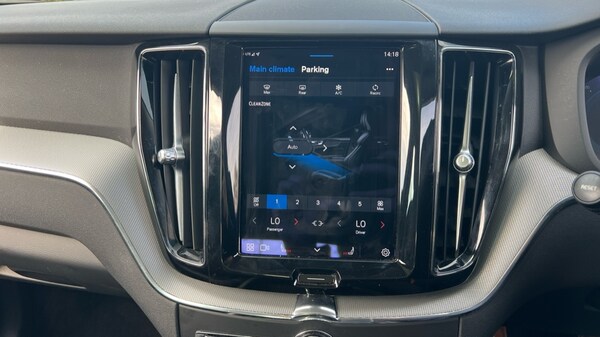 Used Volvo XC60 2023 for sale - 76176278: Photo 62