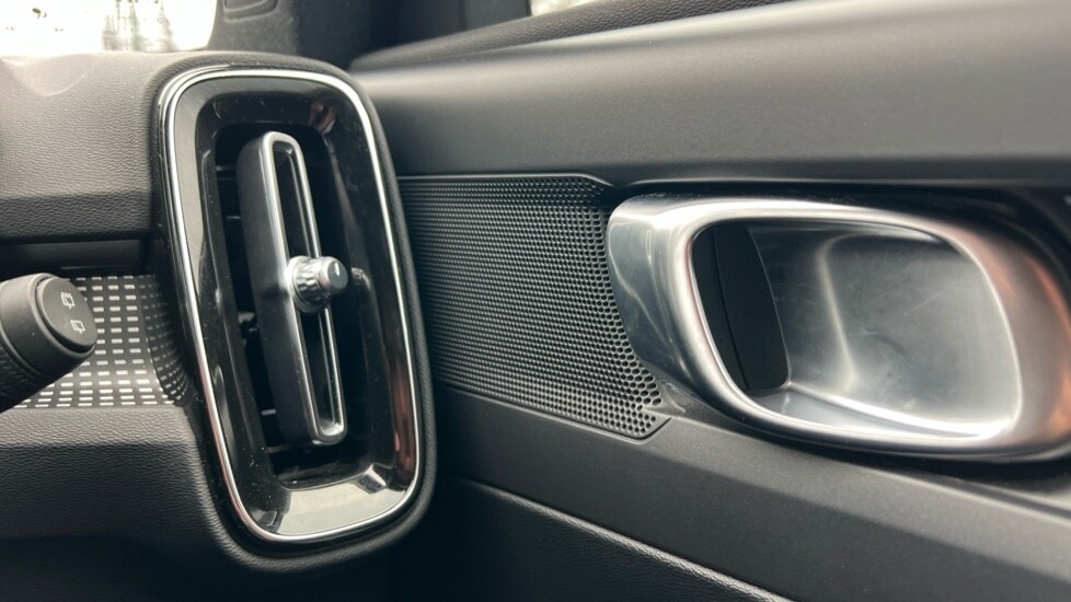 Used Volvo XC40 2019 for sale - 77021900: Photo 47