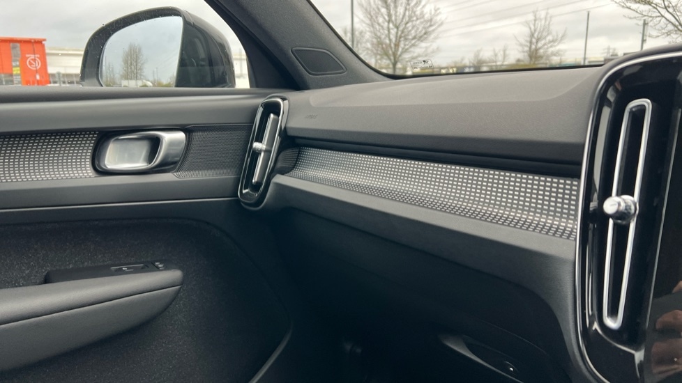 Used Volvo XC40 2019 for sale - 77021900: Photo 48