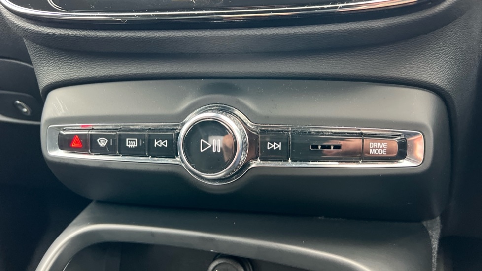 Used Volvo XC40 2019 for sale - 77021900: Photo 51