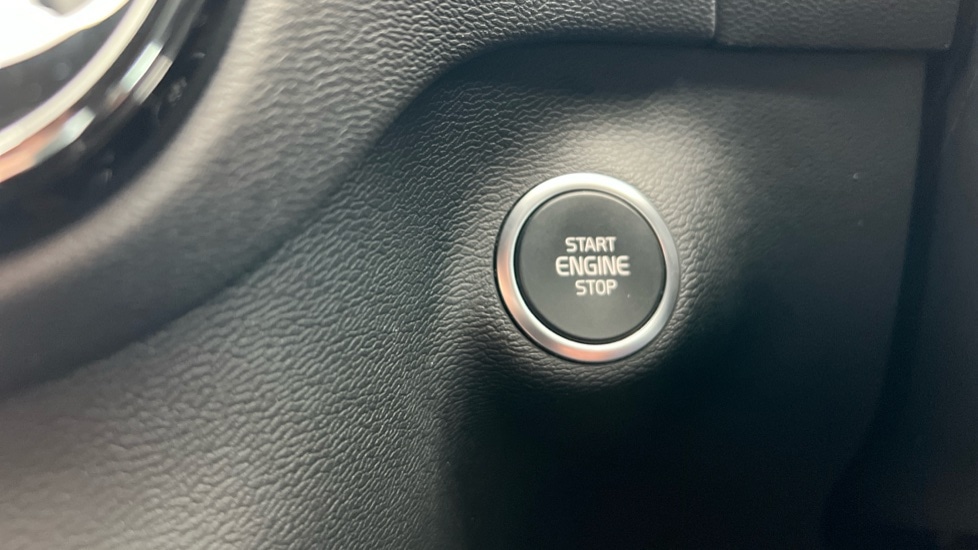 Used Volvo XC40 2019 for sale - 77021900: Photo 54