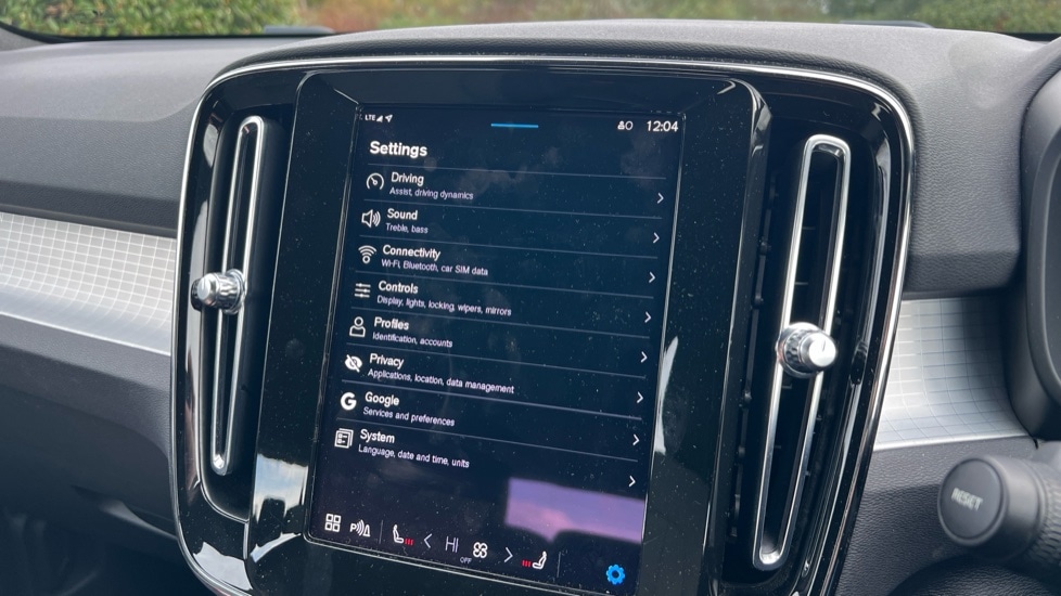 Used Volvo XC40 2024 for sale - 76914886: Photo 38