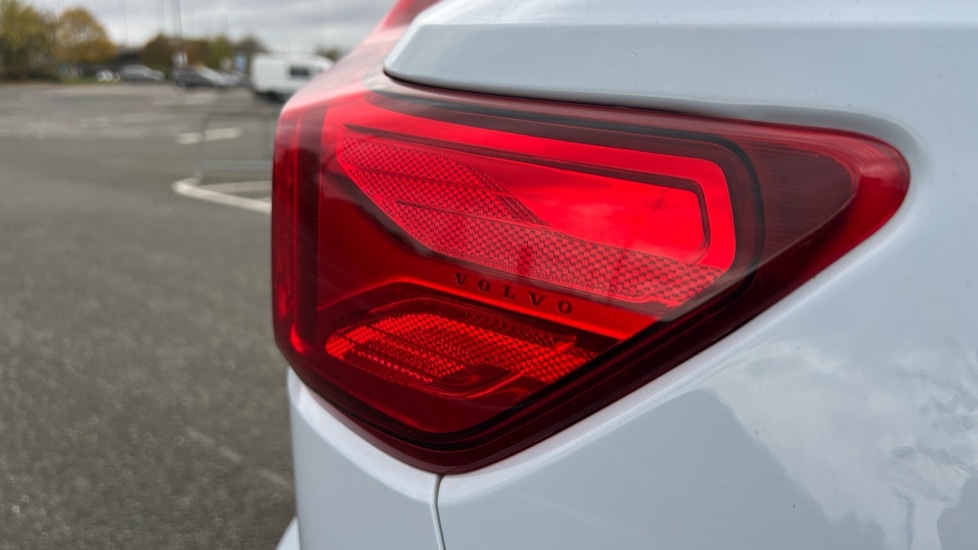 Used Volvo XC40 2024 for sale - 76914886: Photo 46