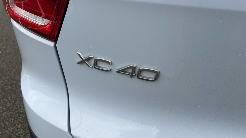 Used Volvo XC40 2024 for sale - 76914886: Photo 49