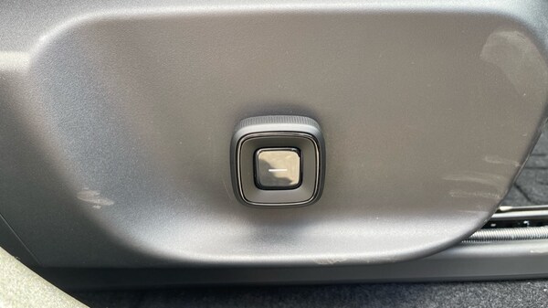 Used Volvo EX30 2025 for sale - 75484632: Photo 61