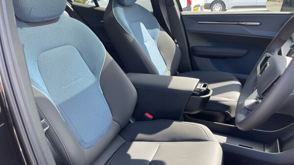 Used Volvo EX30 2025 for sale - 75484632: Photo 9