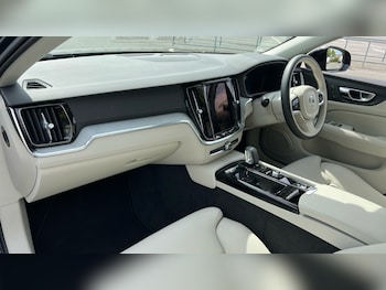Used Volvo V60 2025 for sale - 75484636: Photo