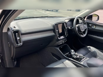 Used Volvo XC40 2021 for sale - 75484634: Photo