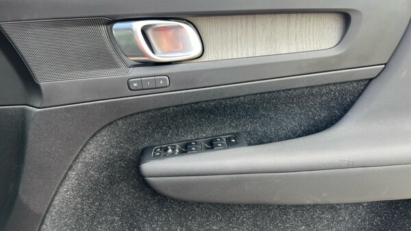 Used Volvo XC40 2020 for sale - 75484633: Photo 30