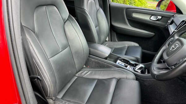 Used Volvo XC40 2020 for sale - 75484633: Photo 55