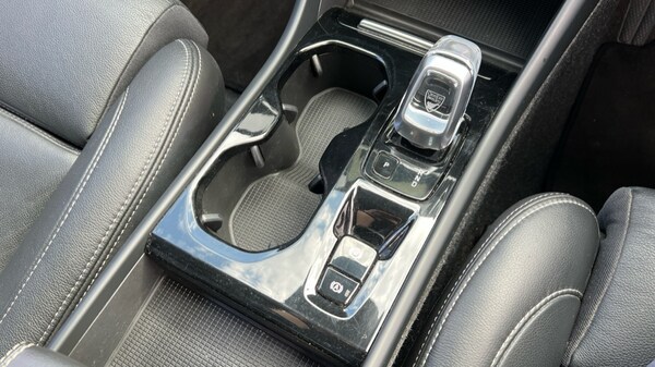 Used Volvo XC40 2020 for sale - 75484633: Photo 65