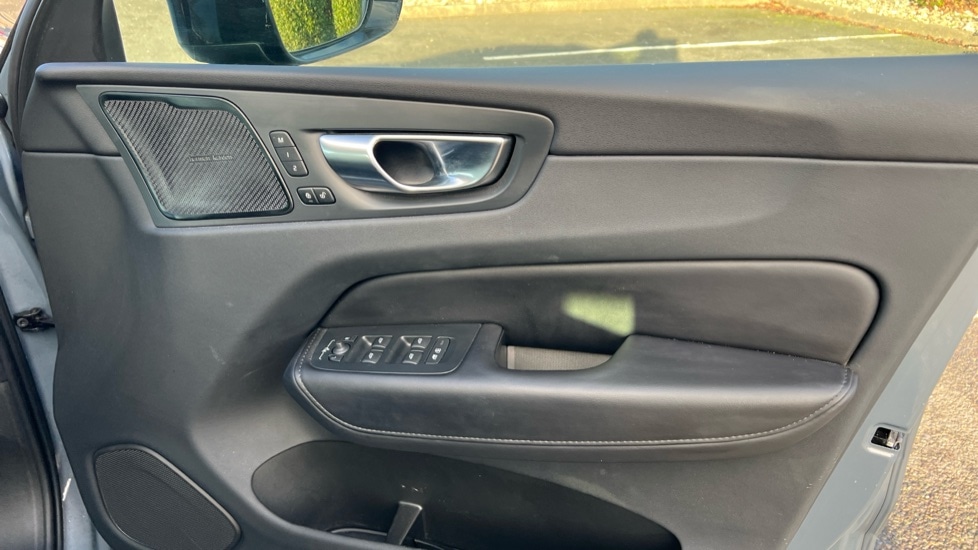 Used Volvo XC60 2023 for sale - 76928013: Photo 15