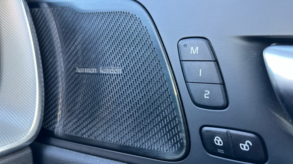 Used Volvo XC60 2023 for sale - 76928013: Photo 52