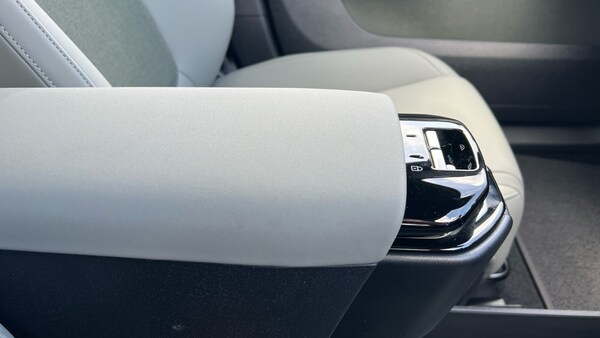Used Volvo EX30 2025 for sale - 75484597: Photo 31
