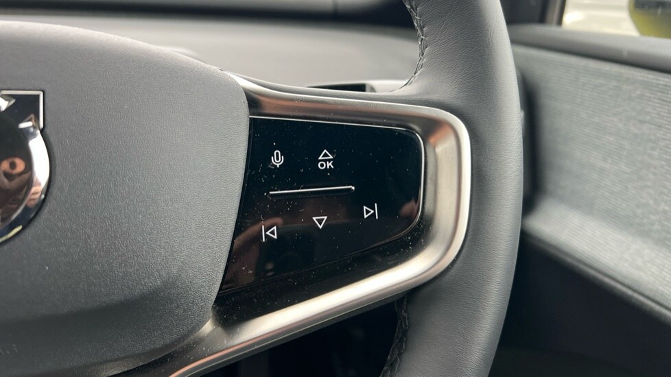 Used Volvo EX30 2025 for sale - 75484602: Photo 19