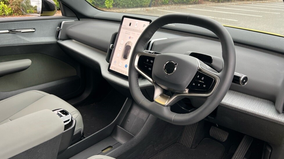 Used Volvo EX30 2025 for sale - 75484602: Photo 5