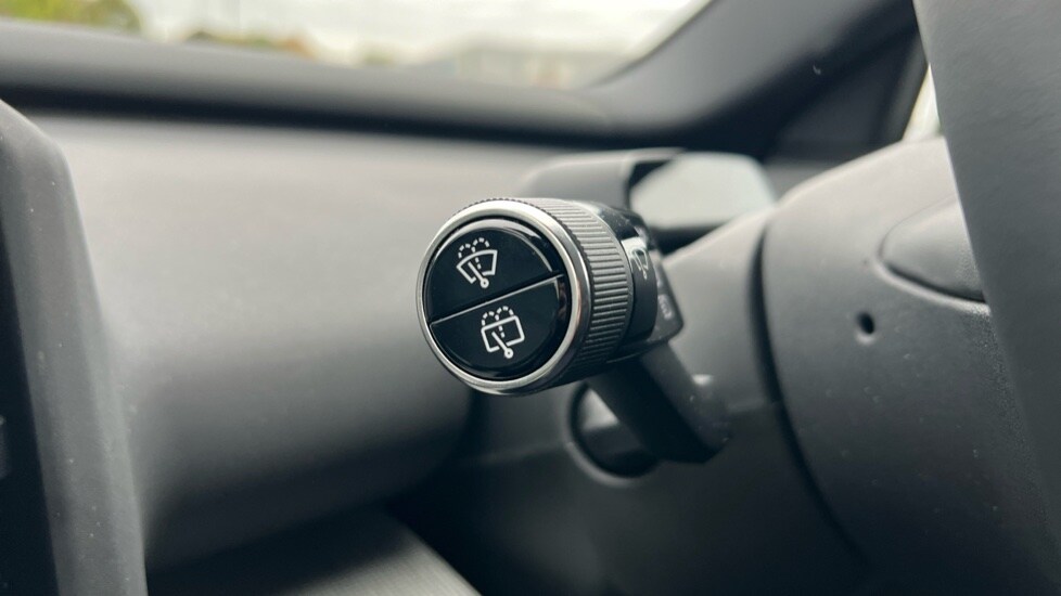 Used Volvo EX30 2025 for sale - 75484602: Photo 52