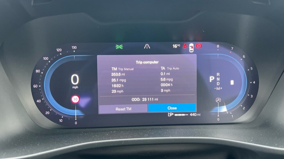 Used Volvo XC40 2024 for sale - 76410639: Photo 11