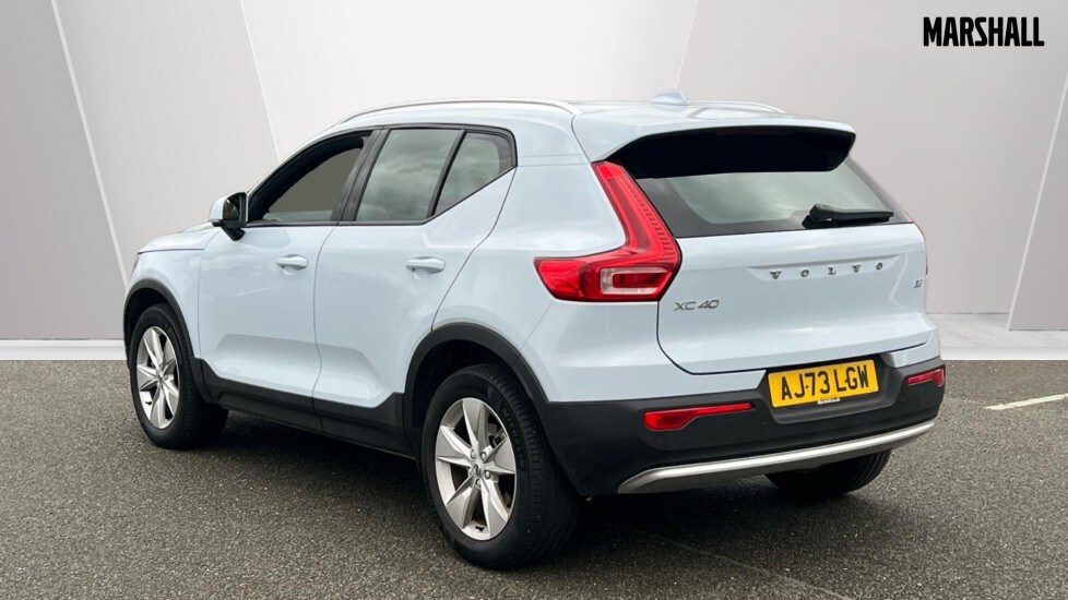 Used Volvo XC40 2024 for sale - 76410639: Photo 2