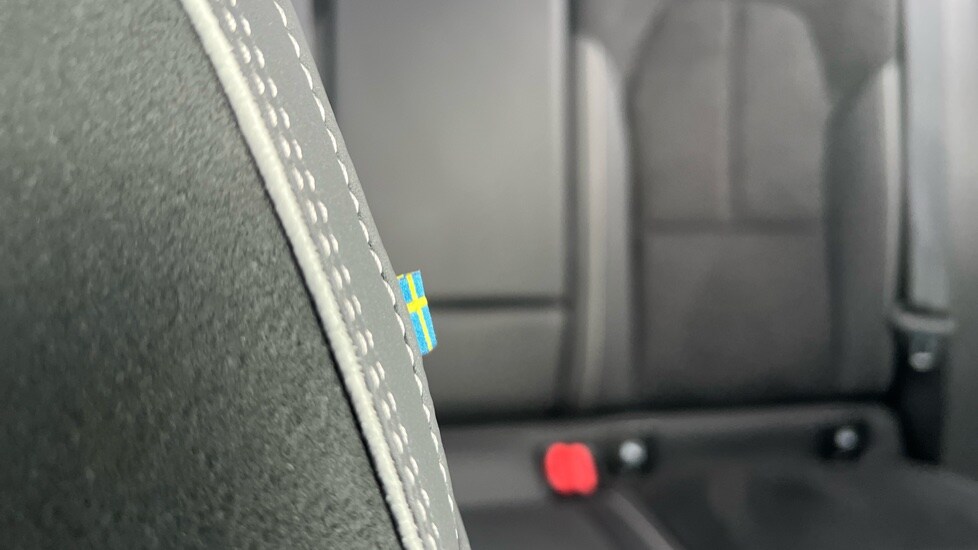 Used Volvo XC40 2024 for sale - 76410639: Photo 27