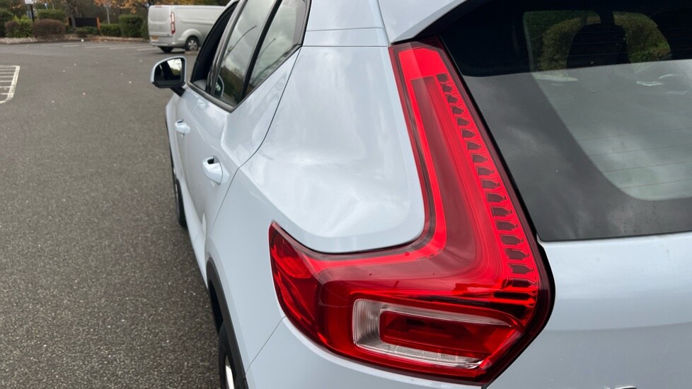 Used Volvo XC40 2024 for sale - 76410639: Photo 50