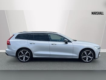 Used Volvo V60 2022 for sale - 75484600: Photo