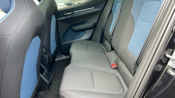 Used Volvo EX30 2025 for sale - 75484583: Photo 37