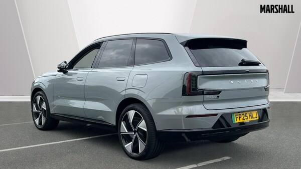 Used Volvo EX90 2025 for sale - 76037611: Photo 2