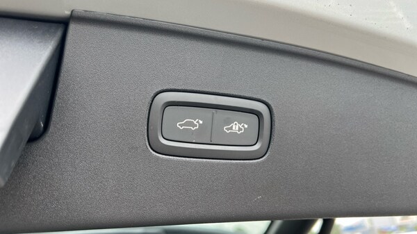 Used Volvo EX90 2025 for sale - 76037611: Photo 53