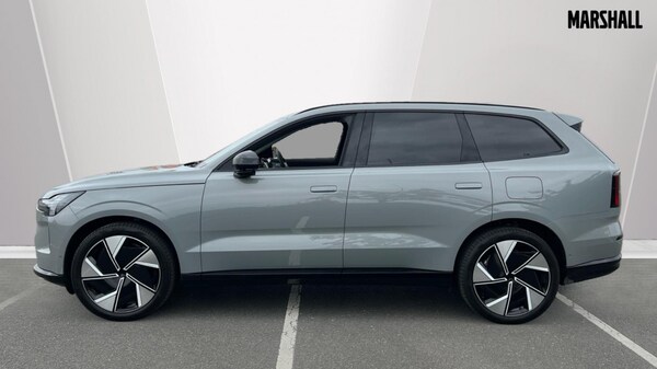 Used Volvo EX90 2025 for sale - 76037611: Photo 8