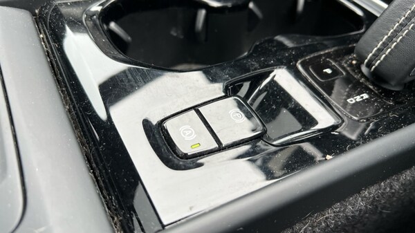 Used Volvo XC40 2020 for sale - 76297636: Photo 54