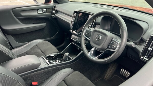 Used Volvo XC40 2020 for sale - 76297636: Photo 9