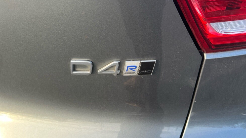 Used Volvo XC40 2018 for sale - 76587026: Photo 39