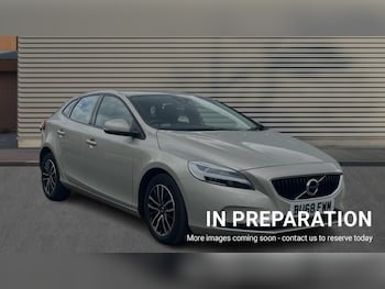 2018 - T2 [122] Momentum Nav Plus 5dr