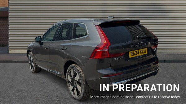 Used Volvo XC60 2024 for sale - 76217287: Photo 2