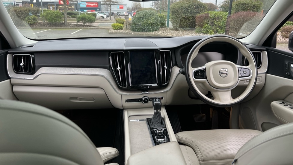 Used Volvo XC60 2018 for sale - 77036011: Photo 11