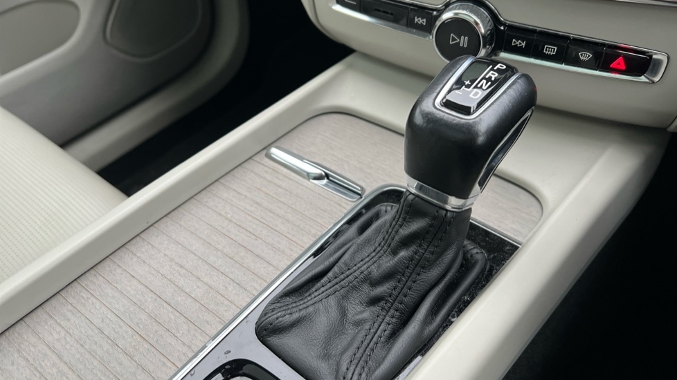 Used Volvo XC60 2018 for sale - 77036011: Photo 29