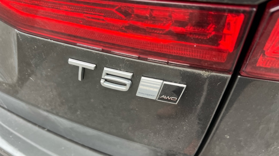 Used Volvo XC60 2018 for sale - 77036011: Photo 40