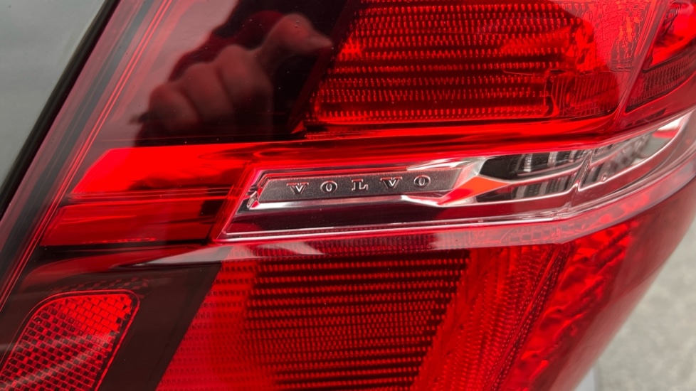 Used Volvo XC60 2018 for sale - 77036011: Photo 43