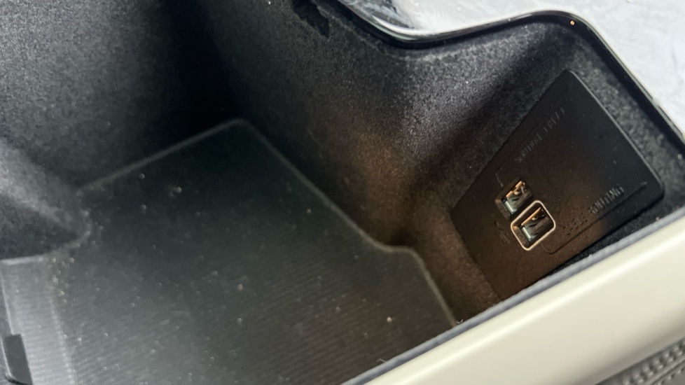 Used Volvo XC60 2018 for sale - 77036011: Photo 54