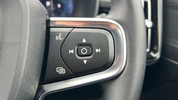 Used Volvo XC40 2025 for sale - 76176312: Photo 19