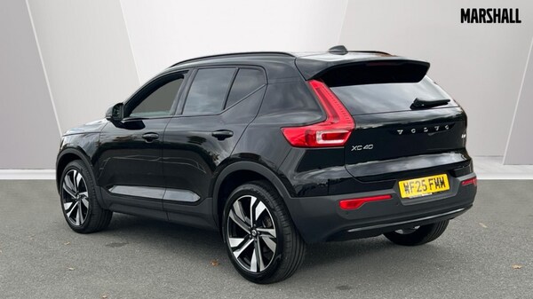 Used Volvo XC40 2025 for sale - 76176312: Photo 2