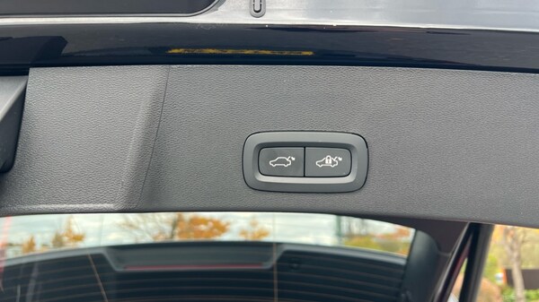 Used Volvo XC40 2025 for sale - 76176312: Photo 44