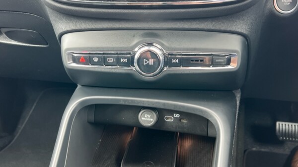 Used Volvo XC40 2025 for sale - 76176312: Photo 62