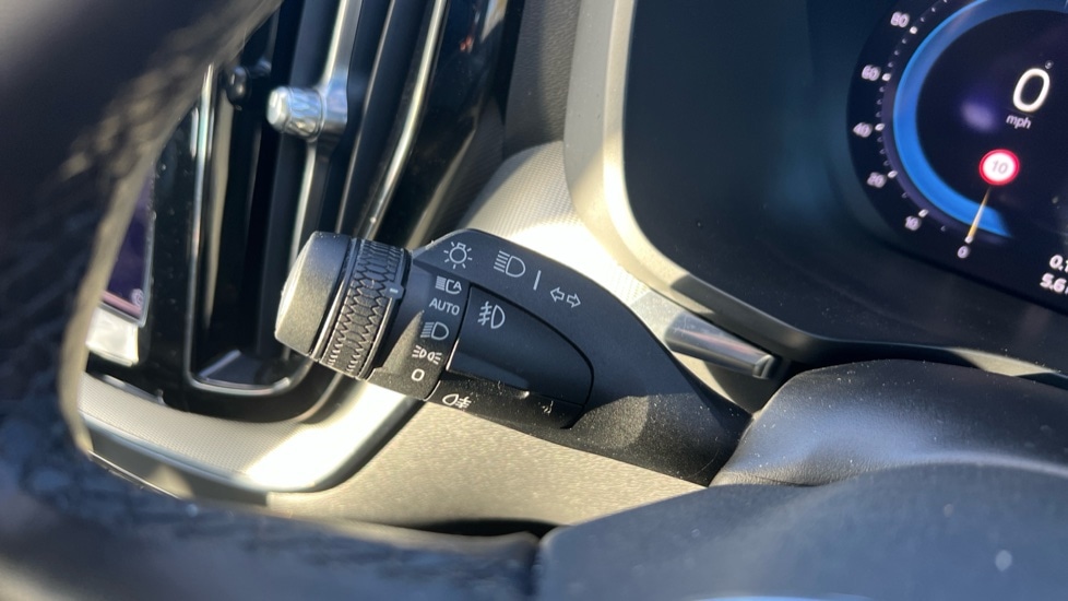 Used Volvo XC60 2023 for sale - 76587061: Photo 29