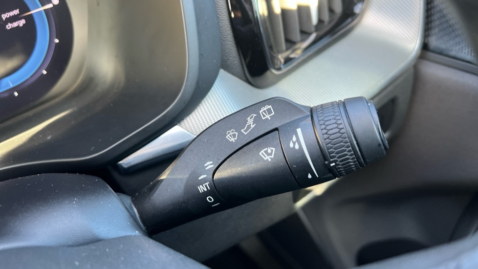 Used Volvo XC60 2023 for sale - 76587061: Photo 30