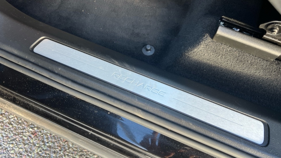 Used Volvo XC60 2023 for sale - 76587061: Photo 41