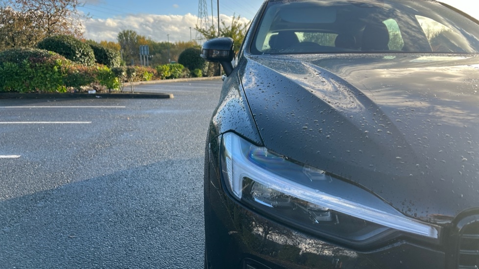 Used Volvo XC60 2023 for sale - 76587061: Photo 49