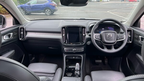 Used Volvo XC40 2024 for sale - 76176259: Photo 21