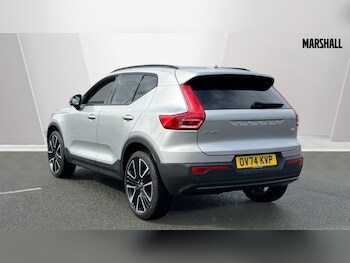 Used Volvo XC40 2024 for sale - 76176259: Photo 2